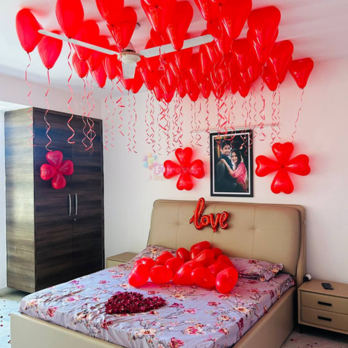 Love Theme Balloon Decorartion